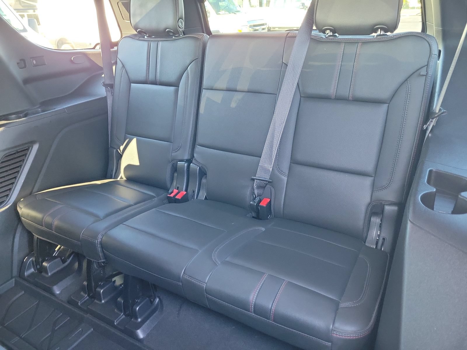Used 2021 Chevrolet Tahoe RST RWD image 12