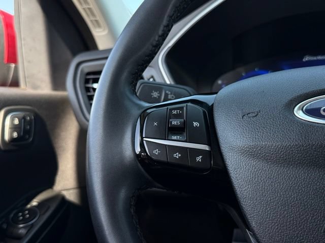 Certified 2022 Ford Escape SEL w/ Technology Package AWD/4WD image 9