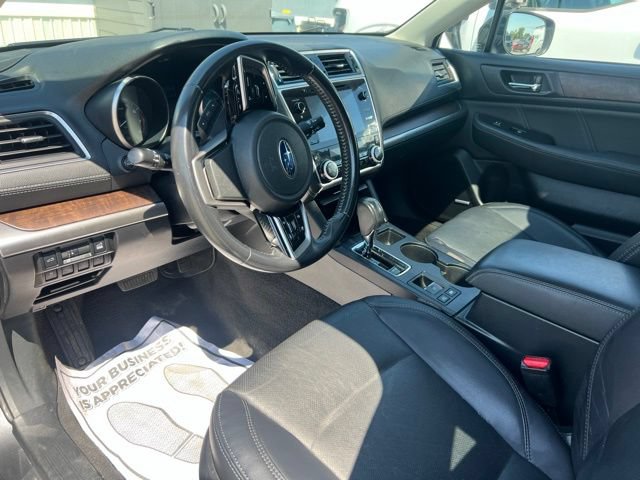 Used 2018 Subaru Outback 3.6R Limited AWD/4WD image 8