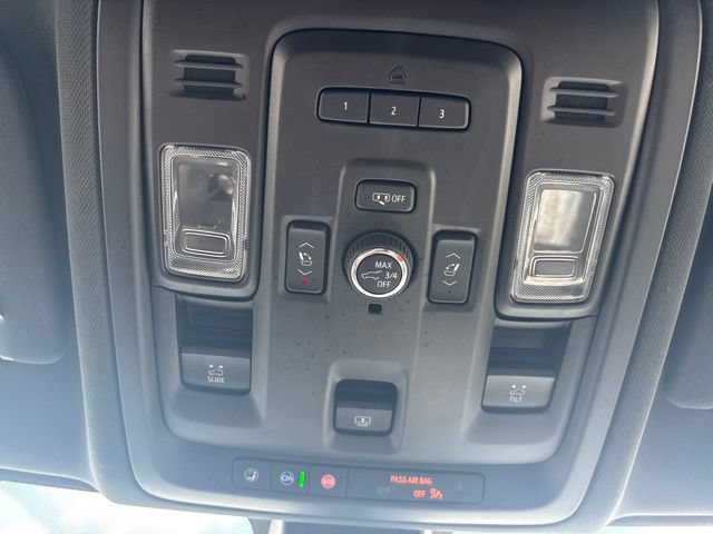 Used 2021 Chevrolet Tahoe High Country AWD/4WD image 32