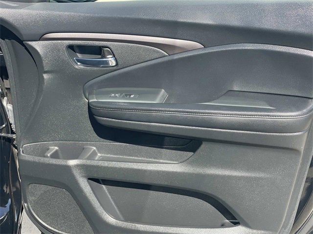 Used 2022 Honda Pilot Sport image 33