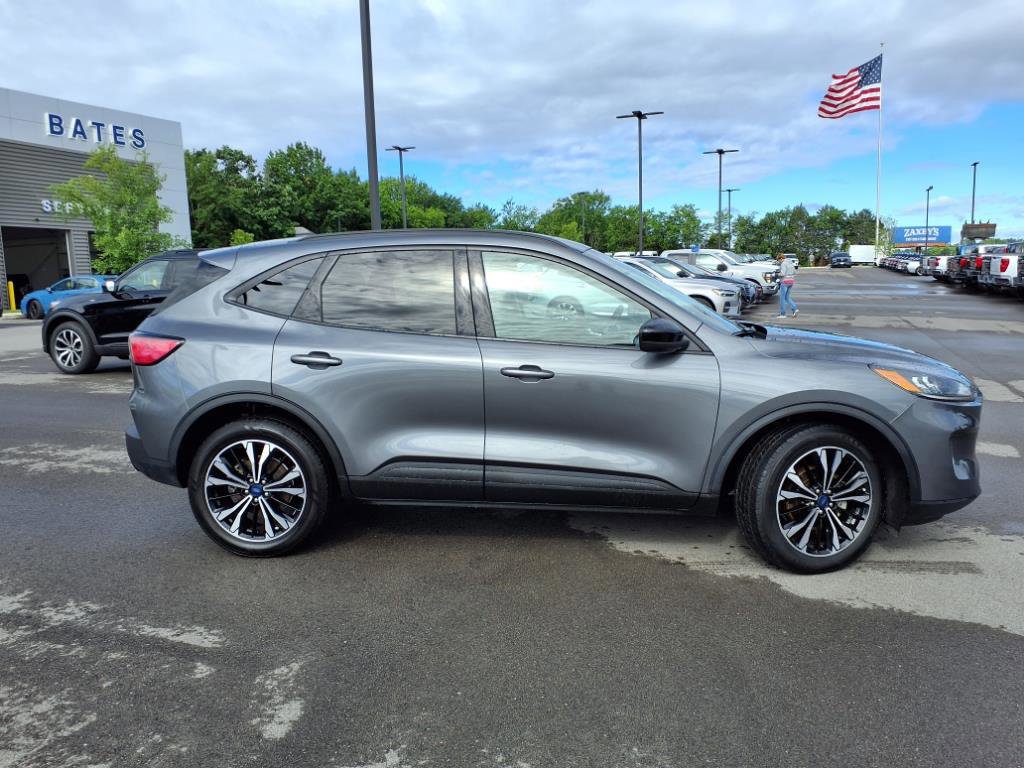 Certified 2022 Ford Escape SEL w/ SEL Stealth AWD Package image 6