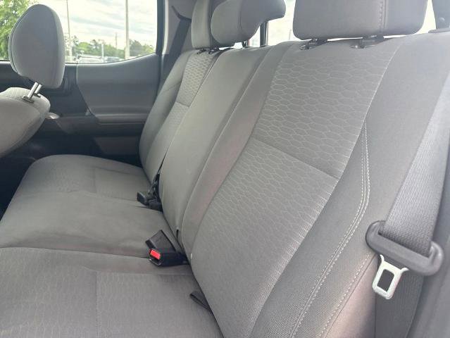 Used 2017 Toyota Tacoma SR5 w/ Tow Package RWD image 24