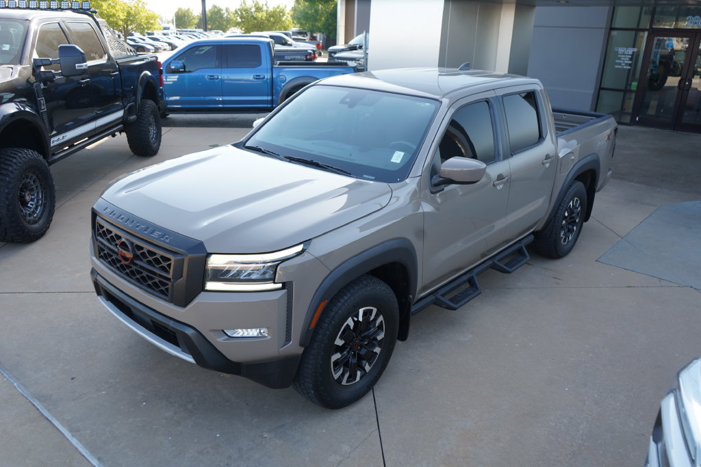 Used 2024 Nissan Frontier Pro-X RWD image 16