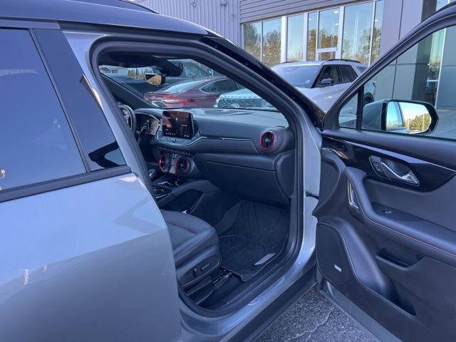Used 2024 Chevrolet Blazer RS w/ Driver Confidence II Package image 17