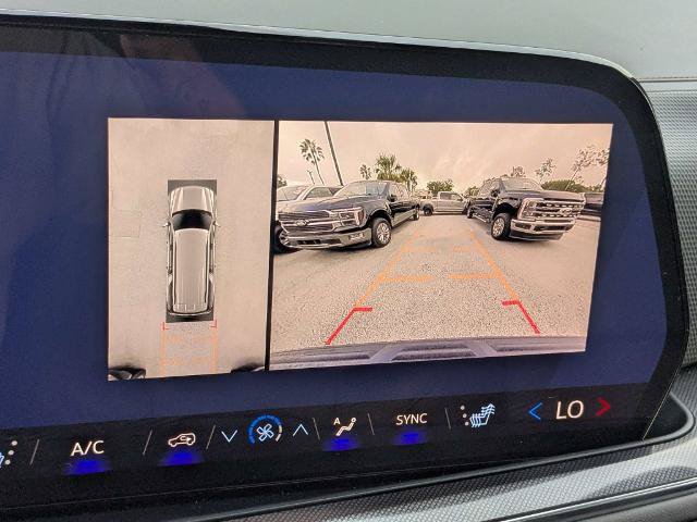 Used 2025 Chevrolet Suburban RST w/ Comfort Package AWD/4WD image 23