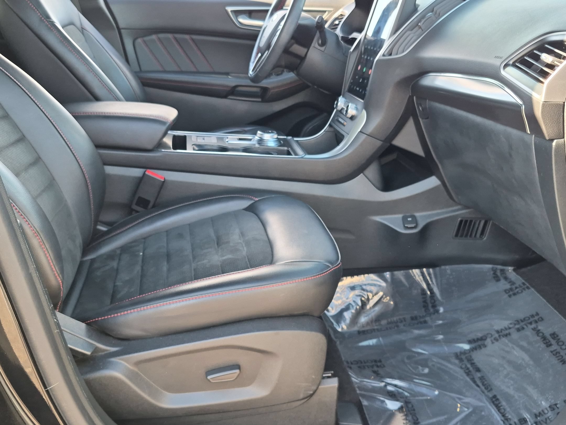 Certified 2024 Ford Edge ST-Line AWD/4WD image 25