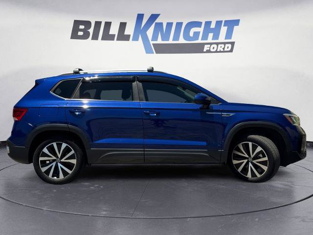 Used 2023 Volkswagen Taos SE AWD/4WD image 6