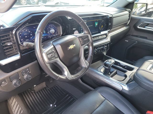 Used 2022 Chevrolet Silverado 1500 LTZ RWD image 17