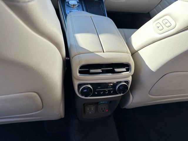 Used 2023 Genesis GV80 2.5T w/ Prestige 20" Package AWD/4WD image 17