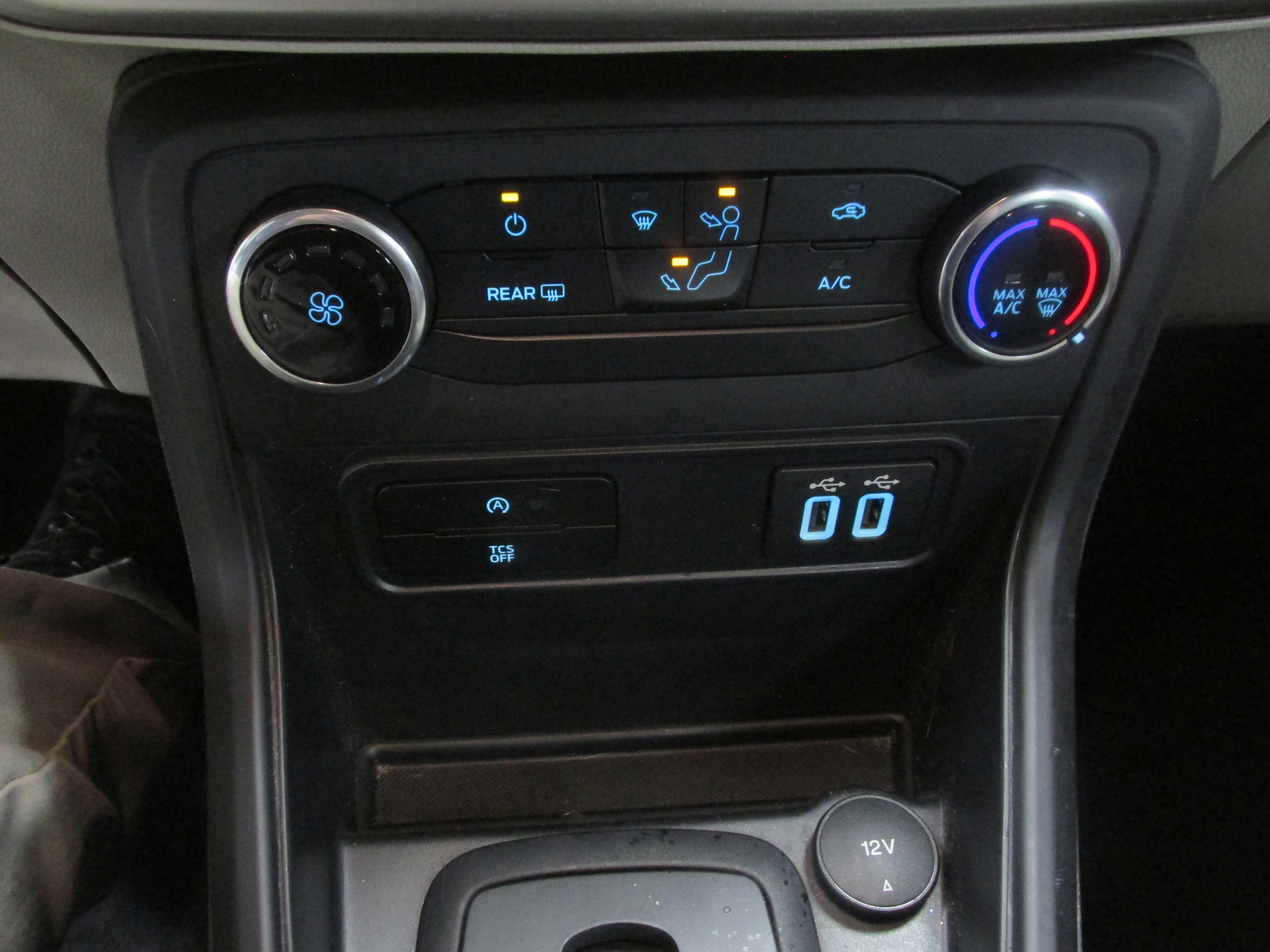 Certified 2020 Ford EcoSport S image 34