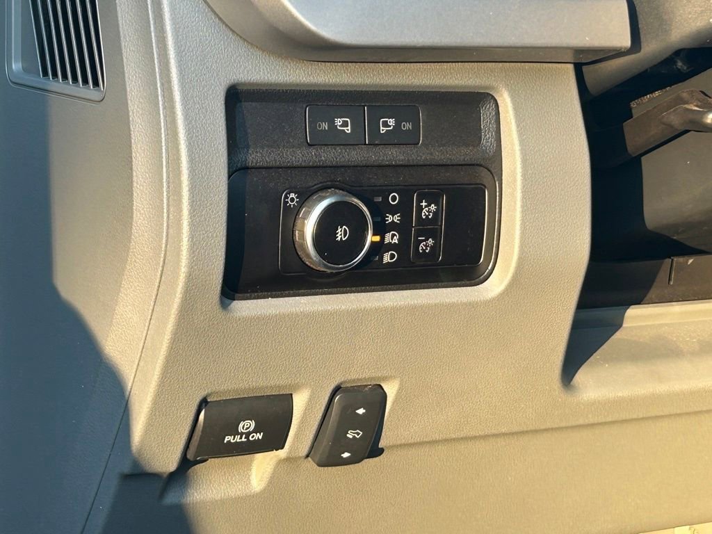 Certified 2023 Ford F450 XLT w/ XLT Value Package image 37