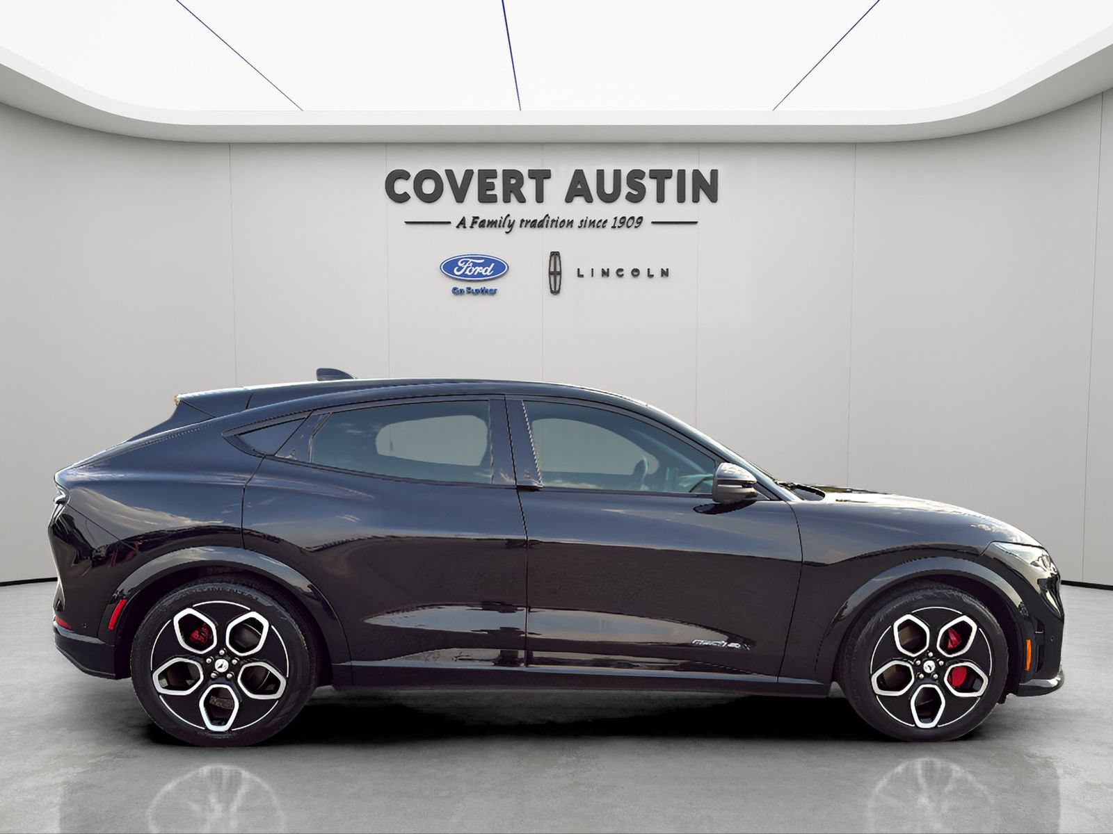 Certified 2023 Ford Mustang Mach-E GT AWD/4WD image 6