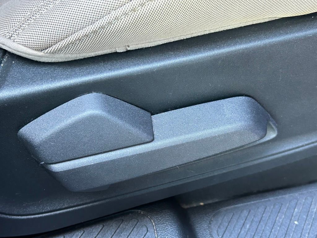 Certified 2020 Ford Explorer XLT image 43