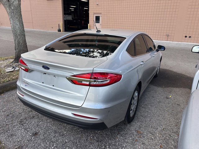 Certified 2019 Ford Fusion S image 4