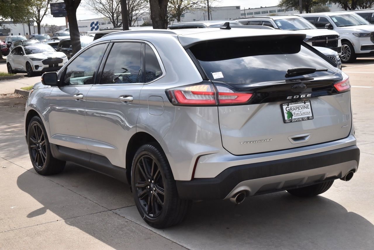 Certified 2022 Ford Edge Titanium image 5