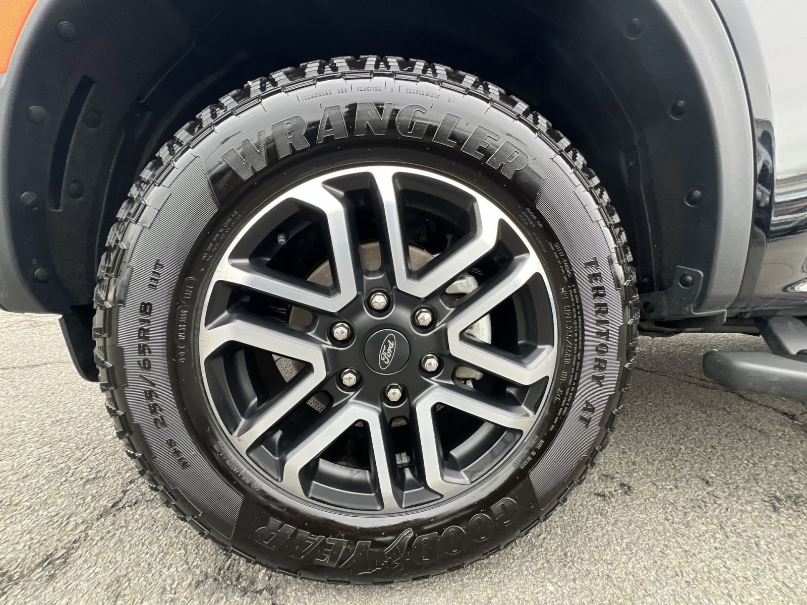 Certified 2025 Ford Ranger Lariat w/ FX4 Off-Road Package image 12