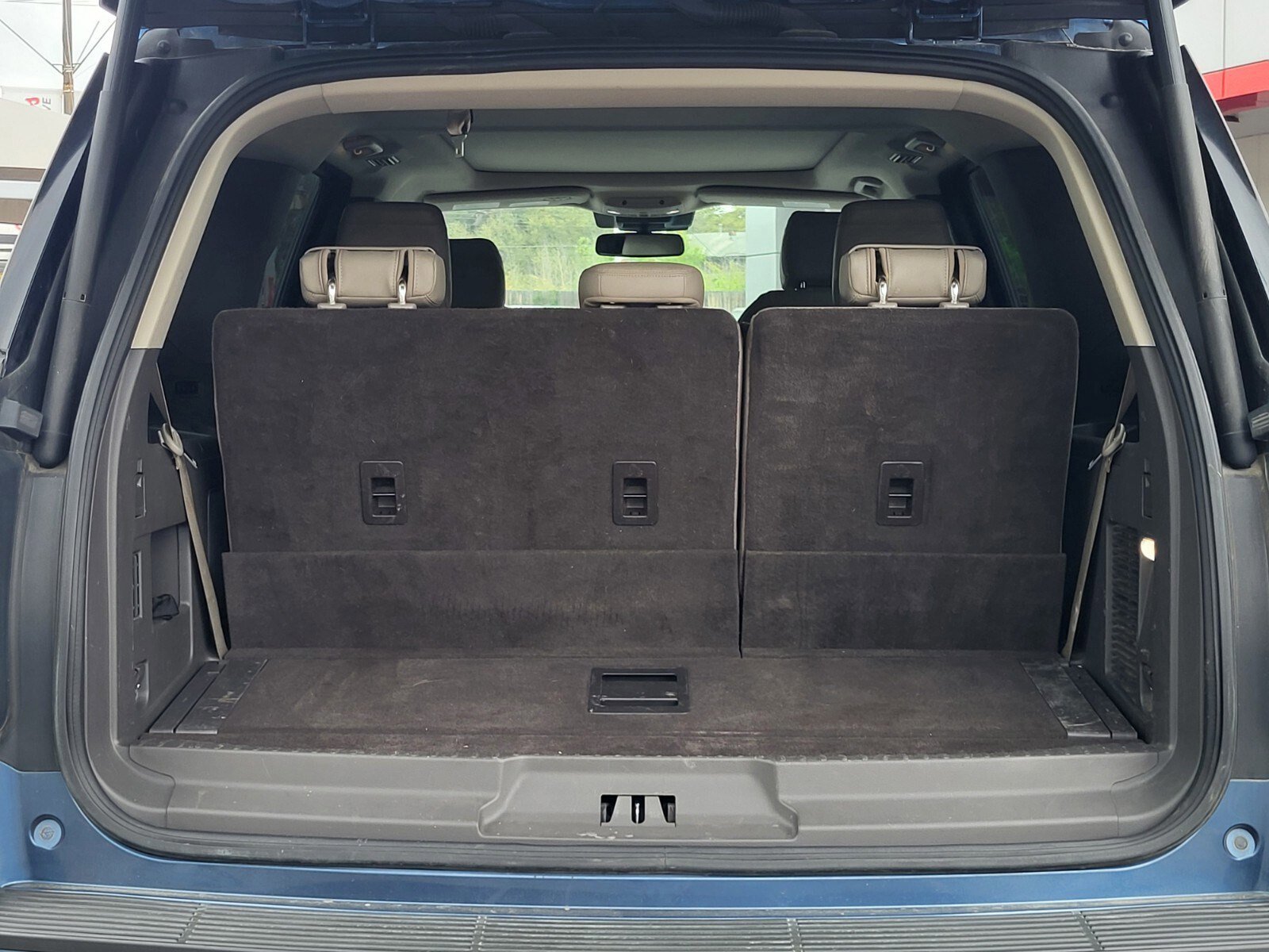 Certified 2020 Ford Expedition Limited w/ Equipment Group 302A image 32