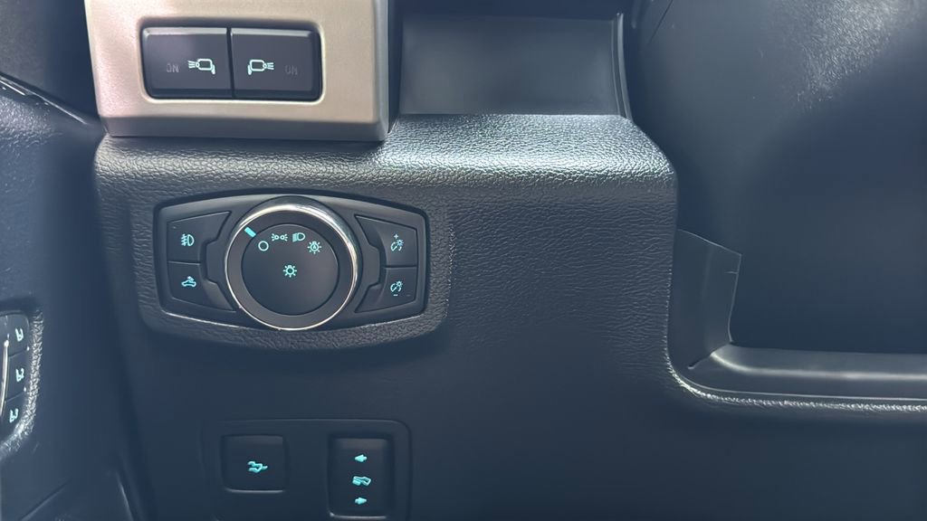 Certified 2020 Ford F350 Lariat w/ Lariat Ultimate Package AWD/4WD image 20