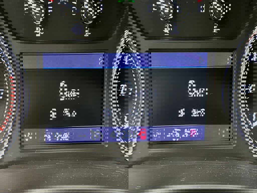 Used 2021 Buick Enclave Essence image 23