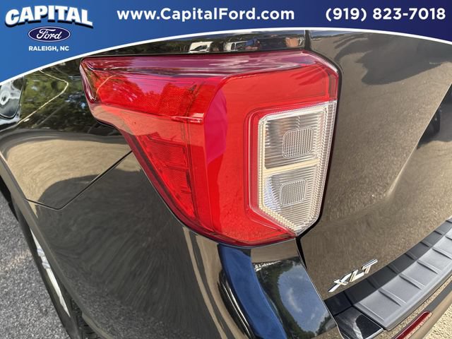Certified 2024 Ford Explorer XLT w/ Equipment Group 202A RWD image 15