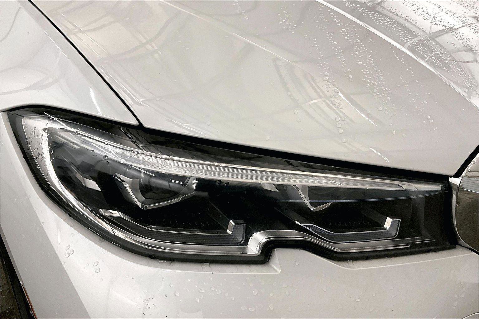 Used 2022 BMW 330i xDrive 330i xDrive w/ Driving Assistance Package image 27