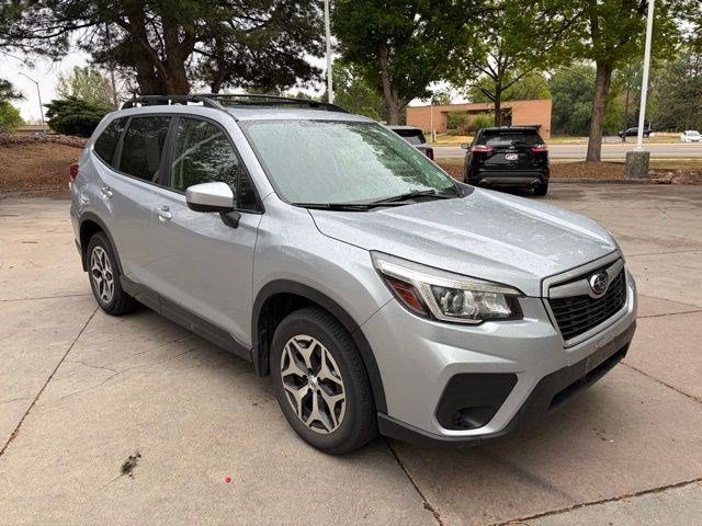 Used 2019 Subaru Forester Premium AWD/4WD image 10