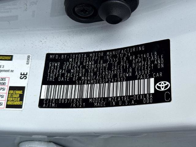 Used 2025 Toyota Corolla LE FWD image 15