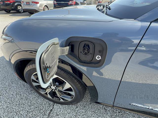 Certified 2023 Ford Mustang Mach-E Premium image 27