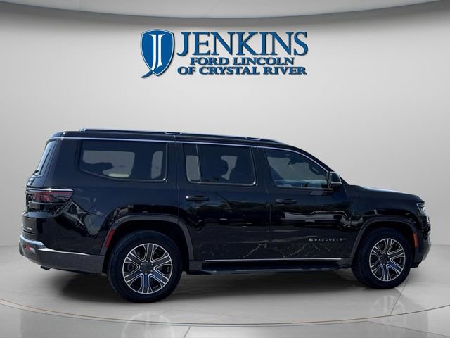 Used 2022 Jeep Wagoneer Series III w/ Rear Seat Video Group 1 image 9