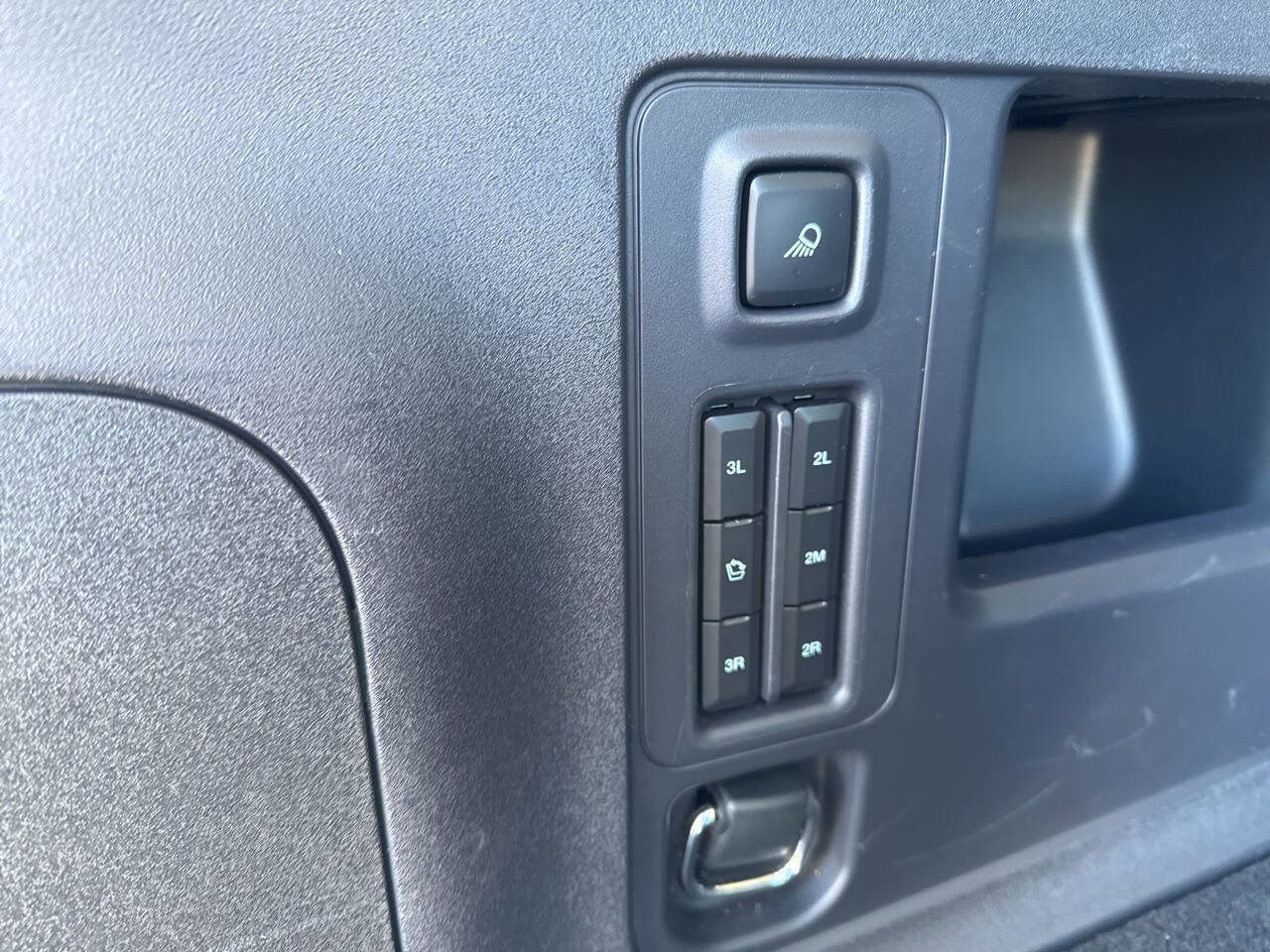 Certified 2025 Ford Expedition Max Platinum image 26