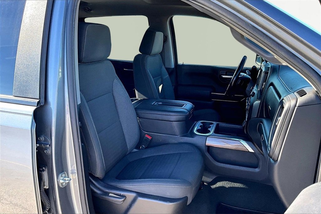 Used 2020 Chevrolet Silverado 1500 RST w/ All-Star Edition image 9