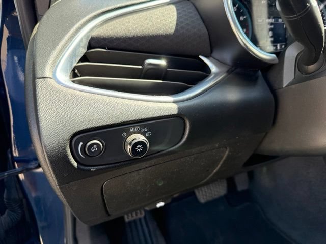 Used 2021 Chevrolet Malibu LT FWD image 13