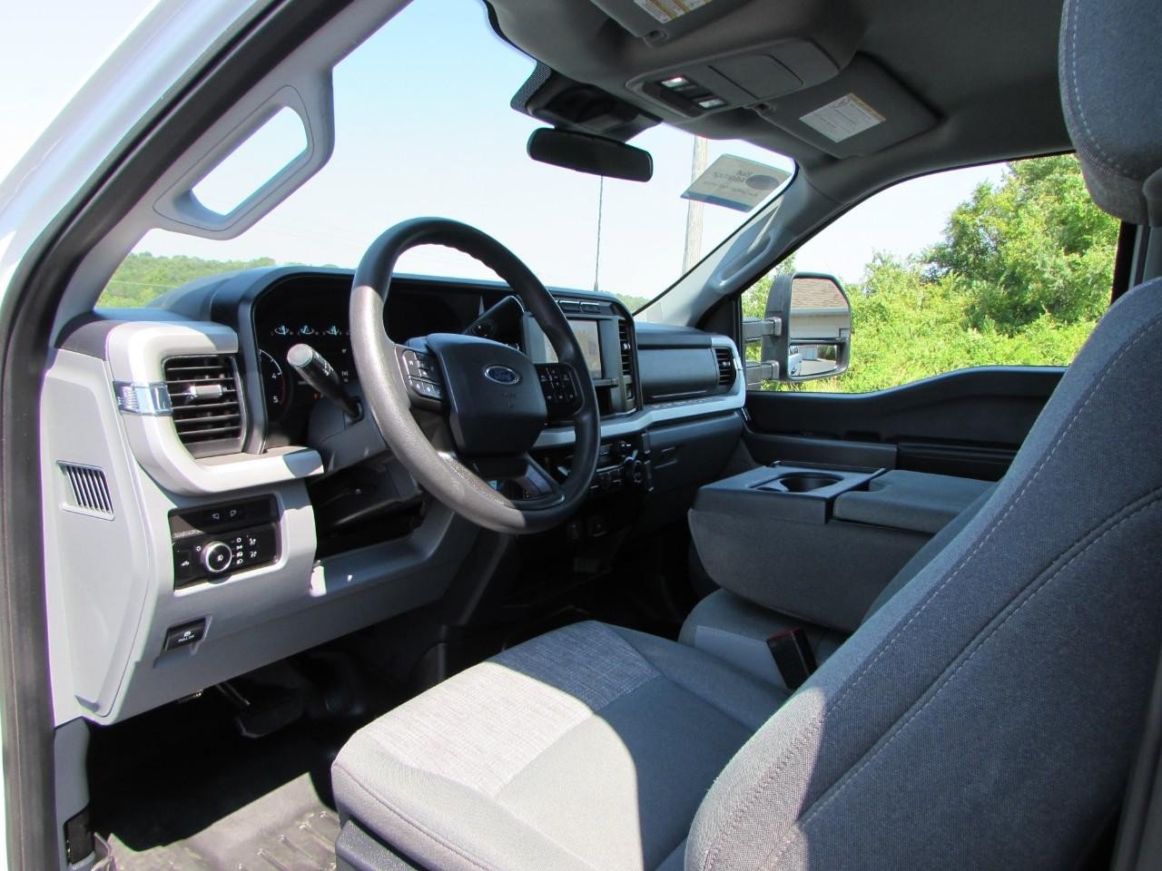 Certified 2024 Ford F250 XLT w/ FX4 Off-Road Package AWD/4WD image 13