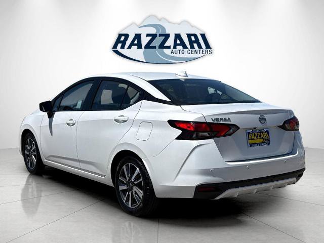 Used 2024 Nissan Versa SV FWD image 5