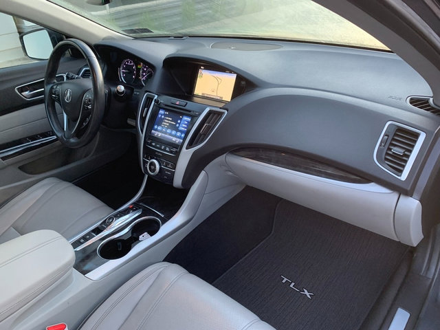 Used 2020 Acura TLX V6 w/ Technology Package FWD image 11