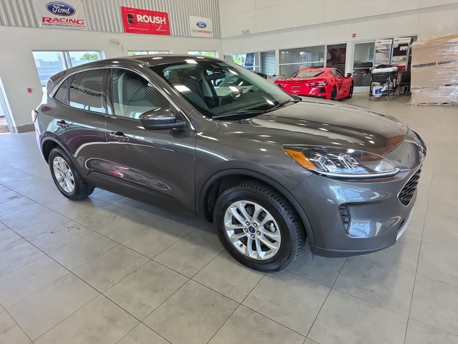 Certified 2020 Ford Escape SE AWD/4WD image 5