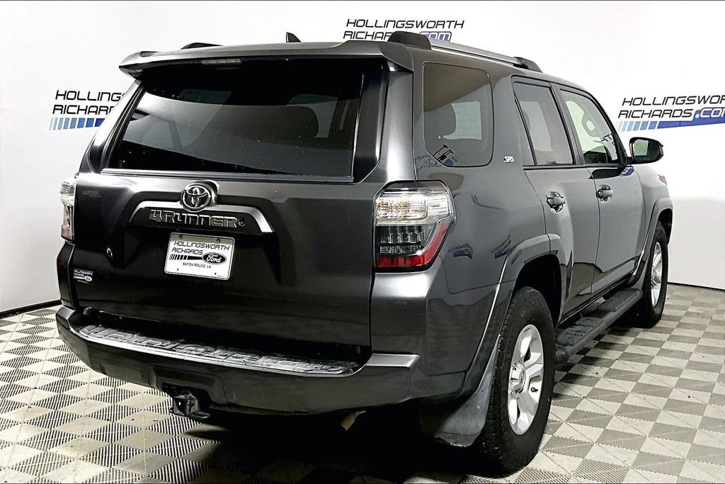 Used 2019 Toyota 4Runner SR5 RWD image 9