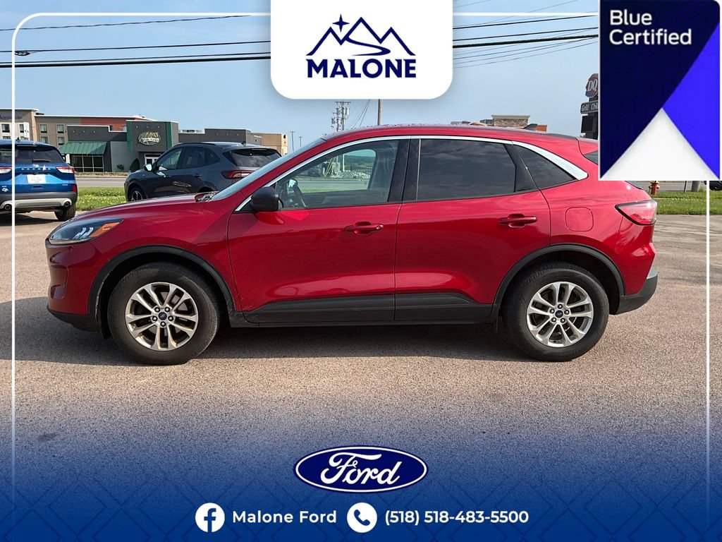 Certified 2022 Ford Escape SE w/ Cold Weather Package AWD/4WD image 3