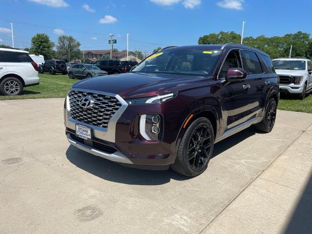 Used 2022 Hyundai Palisade Limited FWD image 2