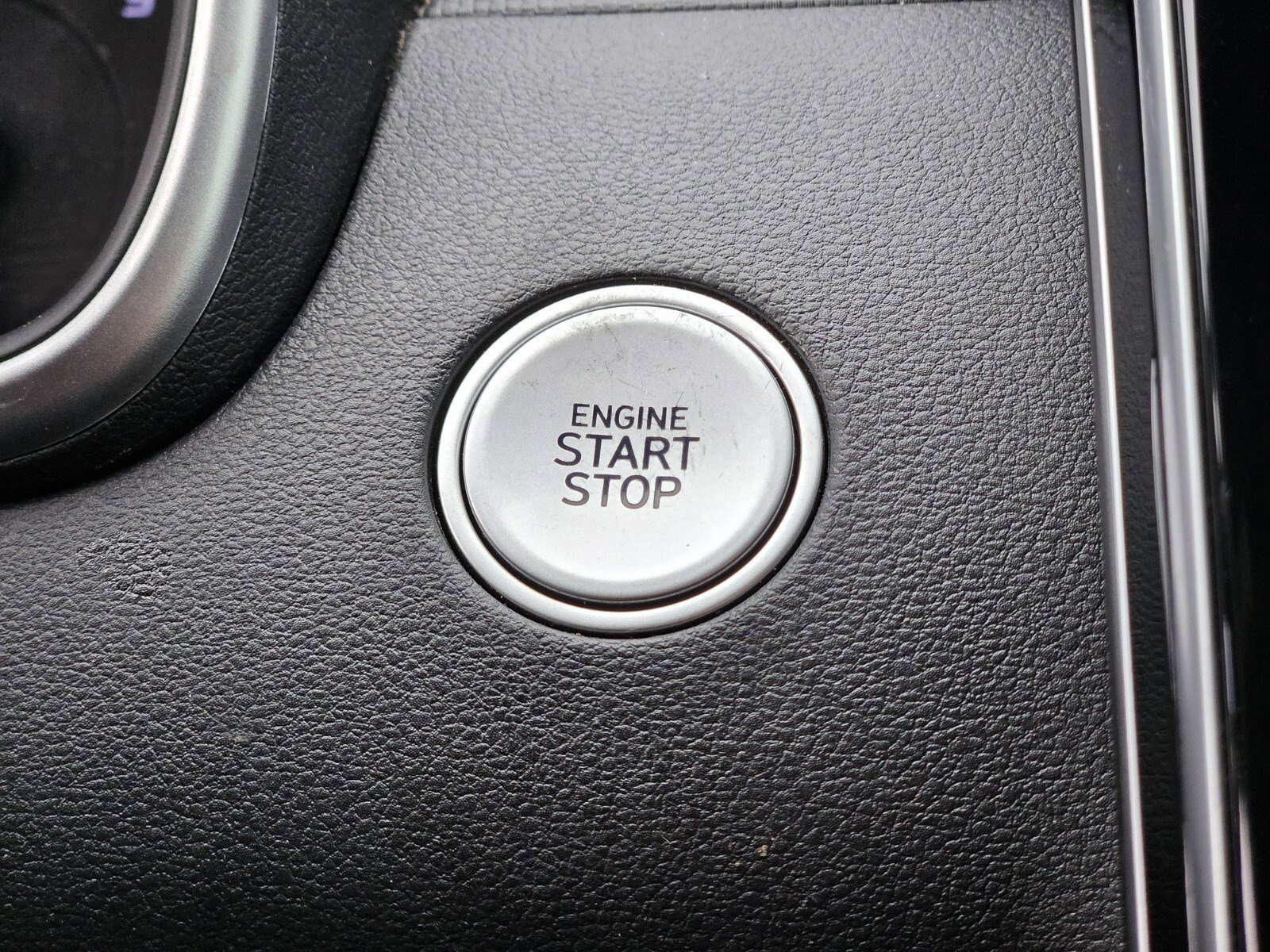 Used 2022 Hyundai Santa Cruz SEL w/ Cargo Package image 25