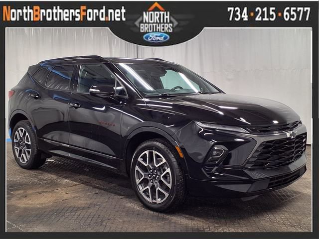 Used 2023 Chevrolet Blazer RS image 5