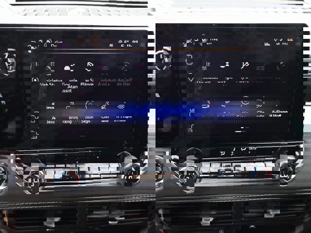 Used 2024 Chevrolet Colorado LT w/ LT Convenience Package image 25