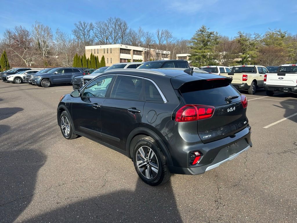 Used 2022 Kia Niro LXS image 12