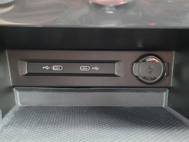 Used 2022 Volkswagen Tiguan S image 21