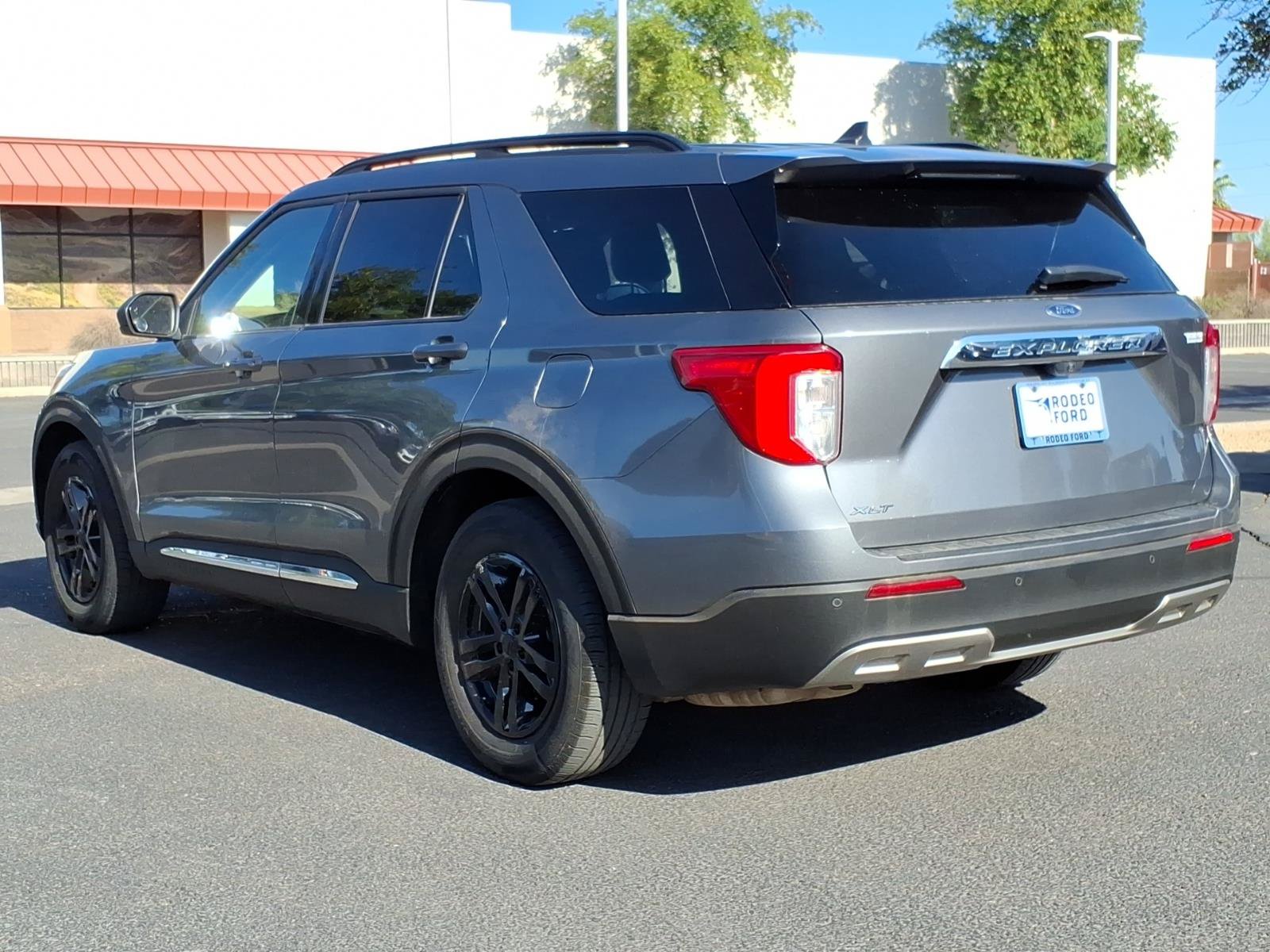 Certified 2023 Ford Explorer XLT w/ Equipment Group 202A RWD image 3