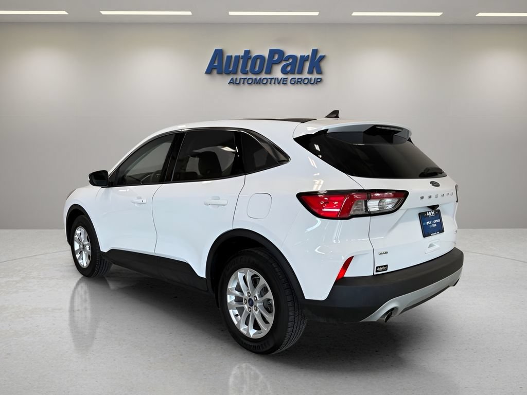 Certified 2020 Ford Escape SE AWD/4WD image 5