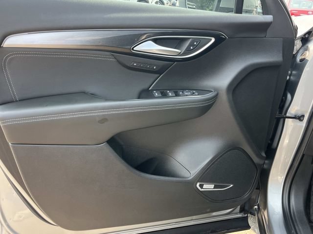 Used 2024 Buick Envision Preferred AWD/4WD image 29