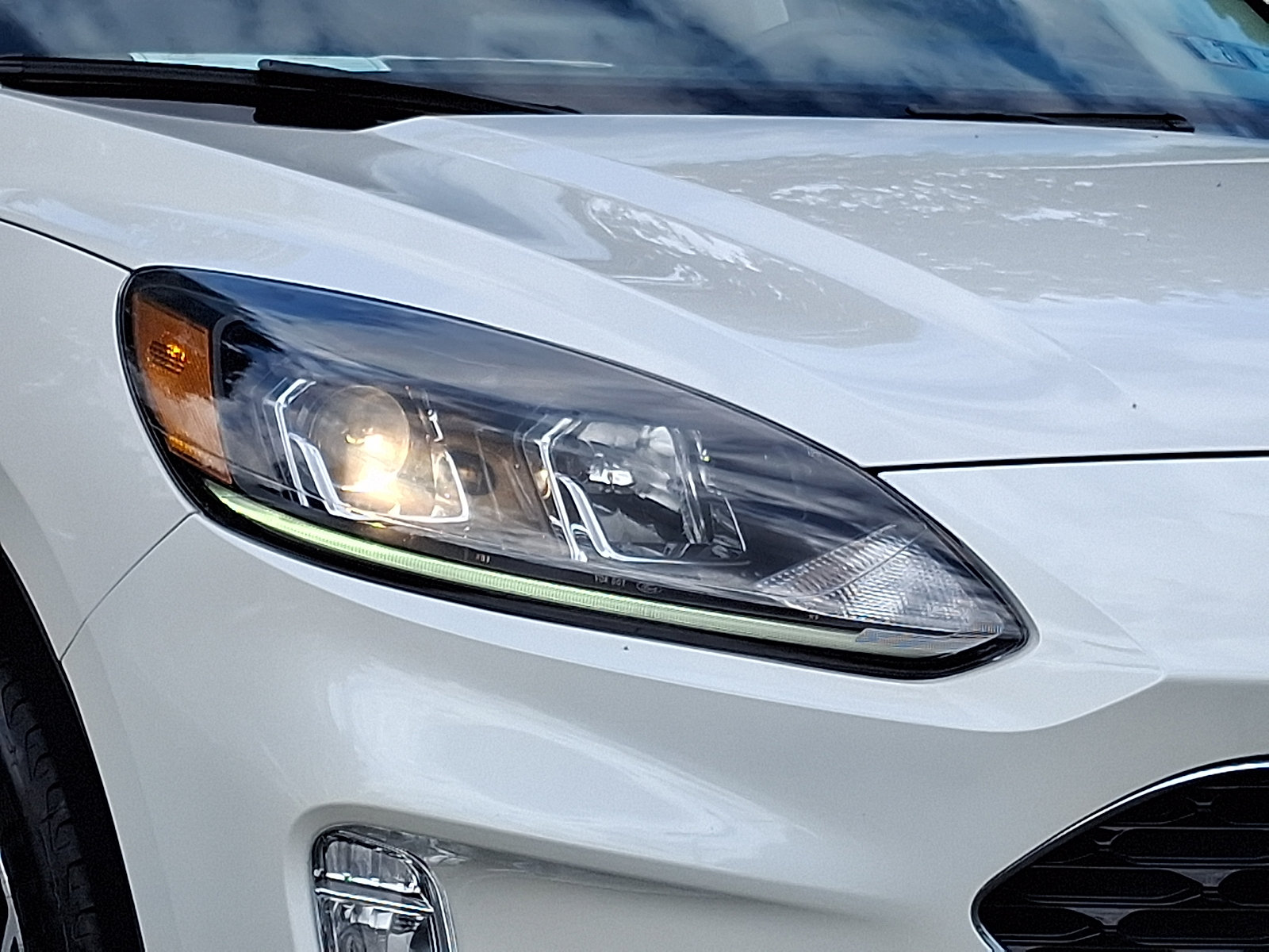 Certified 2021 Ford Escape SEL FWD image 9