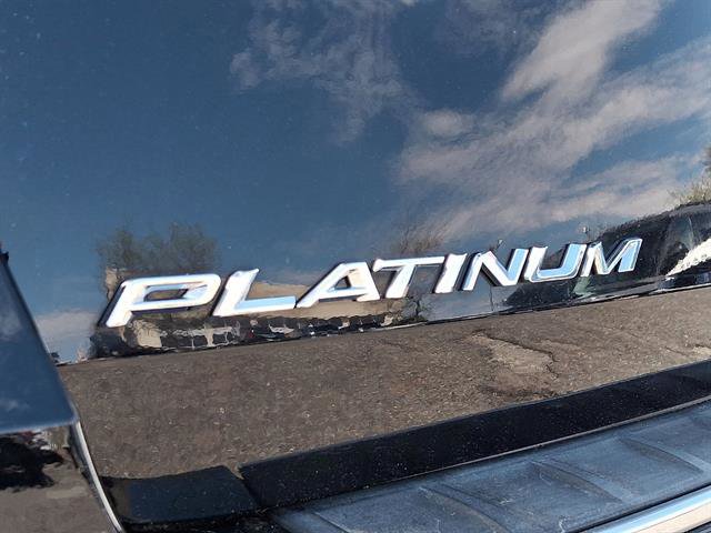 Certified 2020 Ford Explorer Platinum w/ Premium Technology Package AWD/4WD image 30